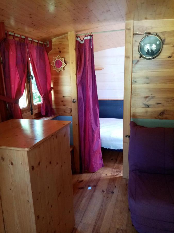 Hotel Camping La Bergerie à La Chapelle-Achard Extérieur photo