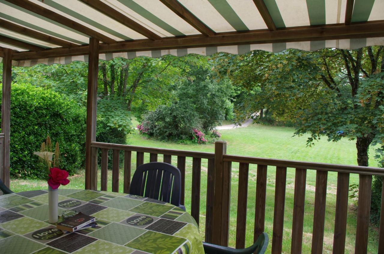 Hotel Camping La Bergerie à La Chapelle-Achard Extérieur photo