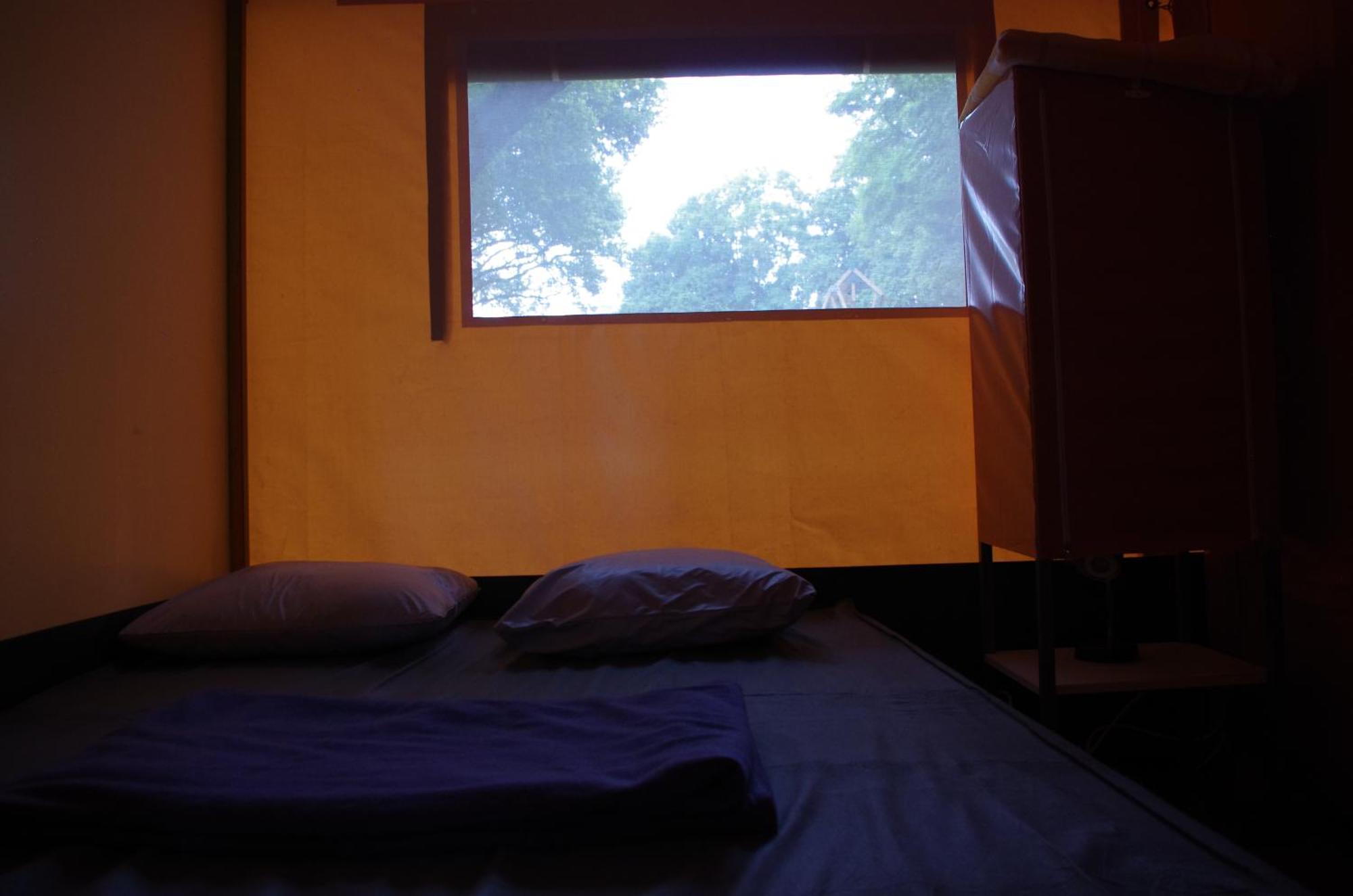 Hotel Camping La Bergerie à La Chapelle-Achard Chambre photo