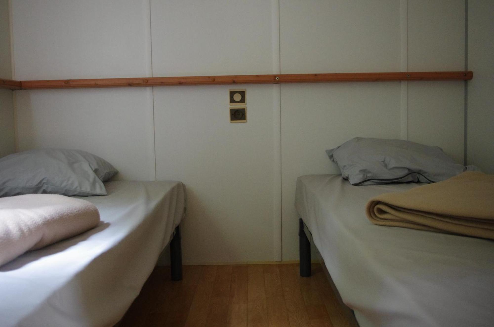 Hotel Camping La Bergerie à La Chapelle-Achard Chambre photo